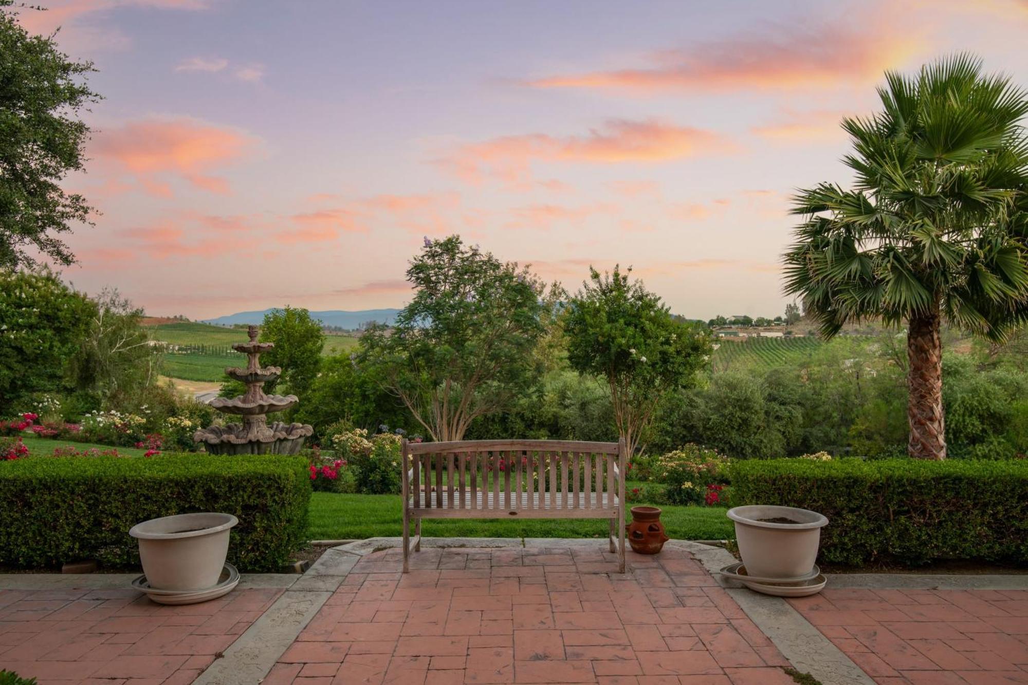 Grand Contento By Avantstay Extraordinary Estate W Pool Hot Tub Movie Room Temecula Ngoại thất bức ảnh