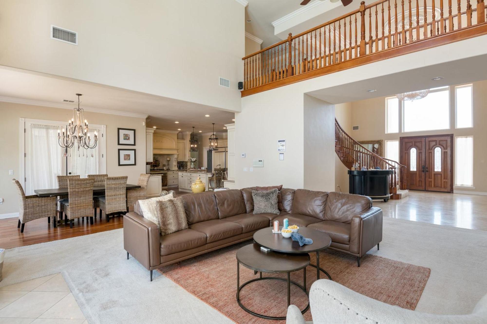 Grand Contento By Avantstay Extraordinary Estate W Pool Hot Tub Movie Room Temecula Ngoại thất bức ảnh