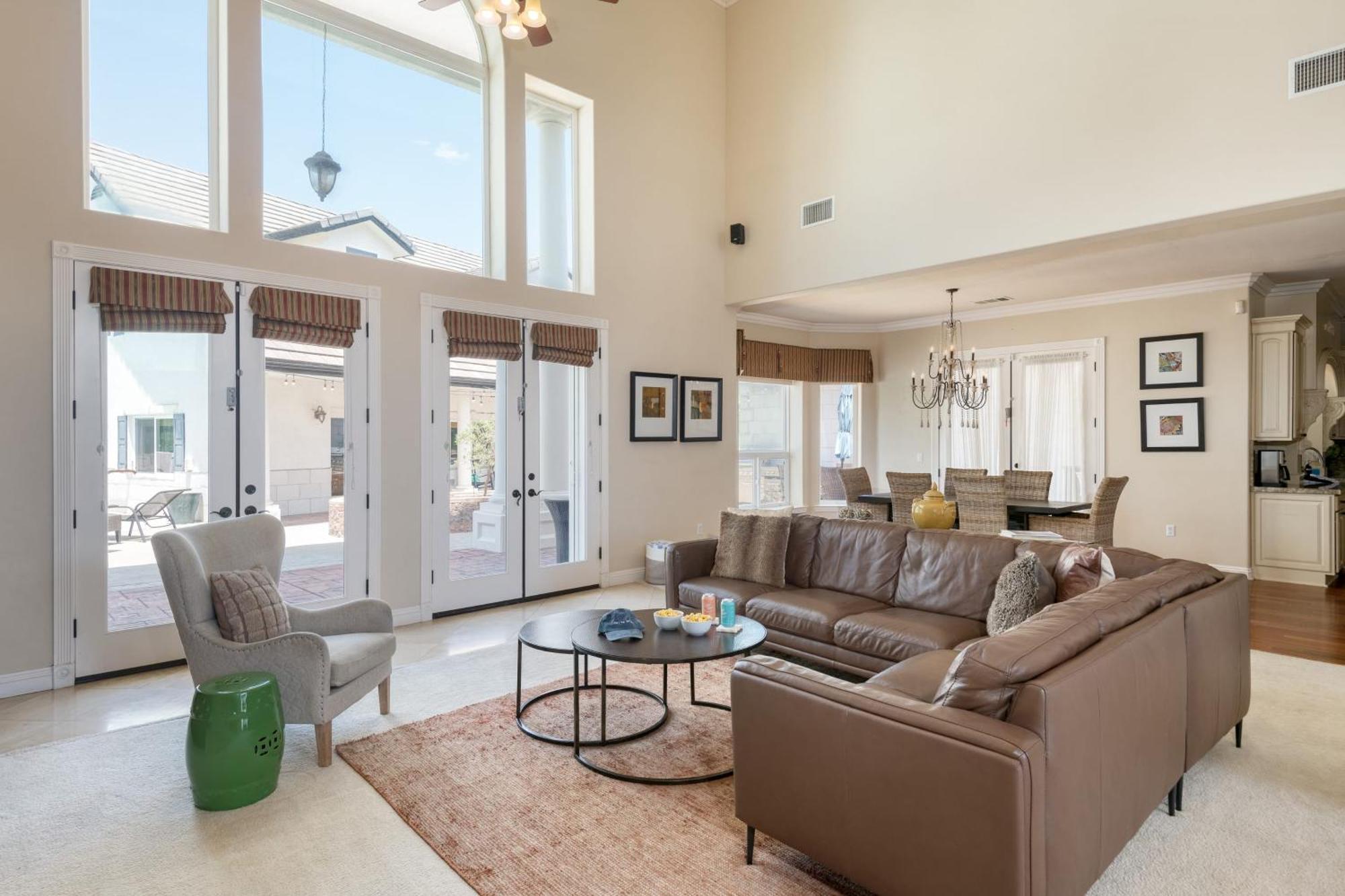 Grand Contento By Avantstay Extraordinary Estate W Pool Hot Tub Movie Room Temecula Ngoại thất bức ảnh